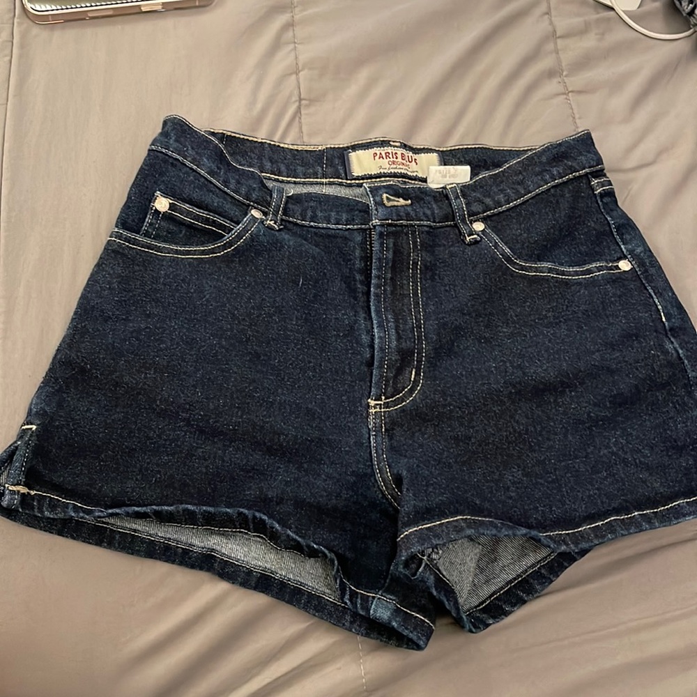 Dark blue shorts